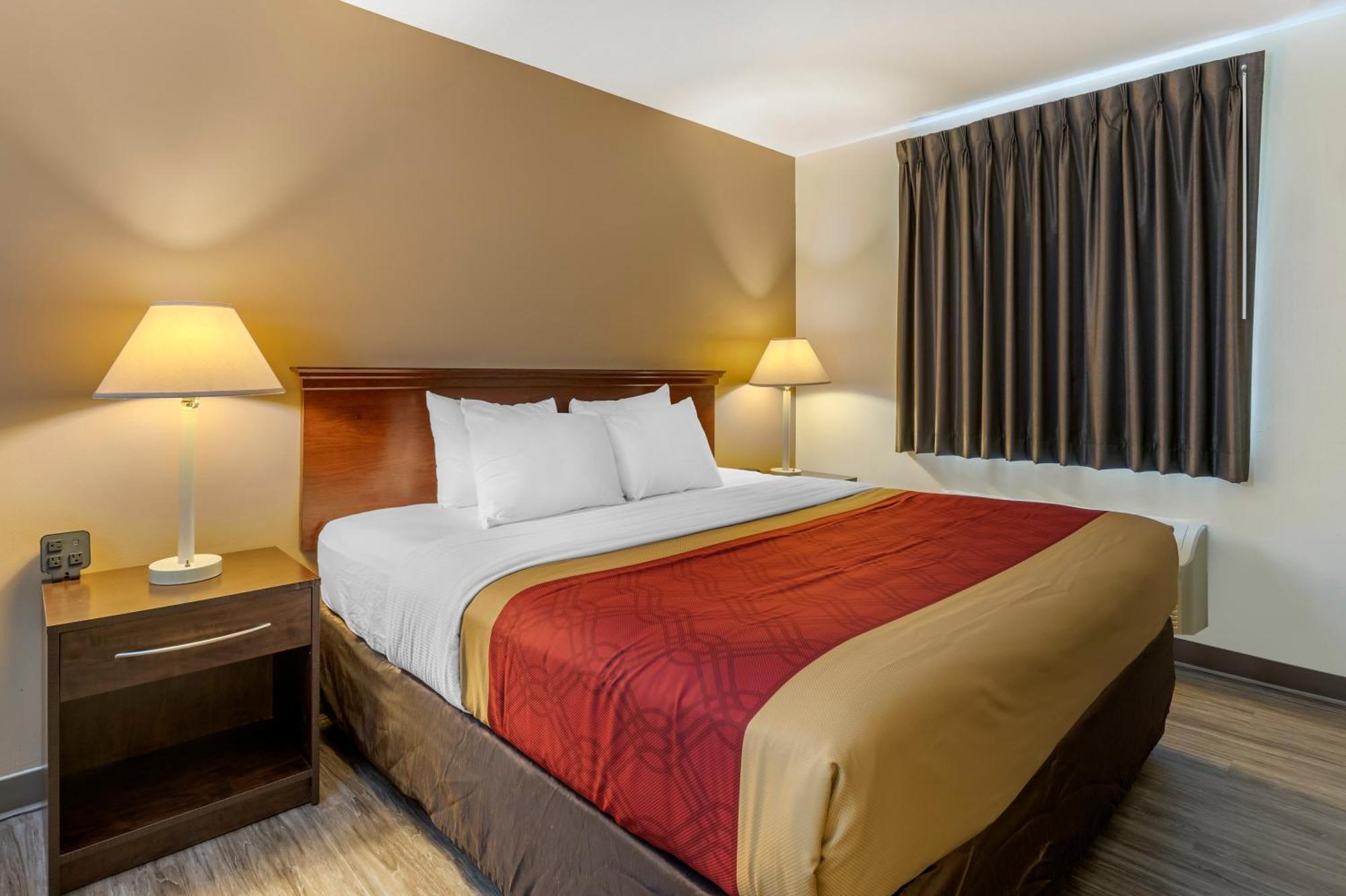 Econo Lodge Inn&Suites Fairgrounds Des Moines Exterior foto